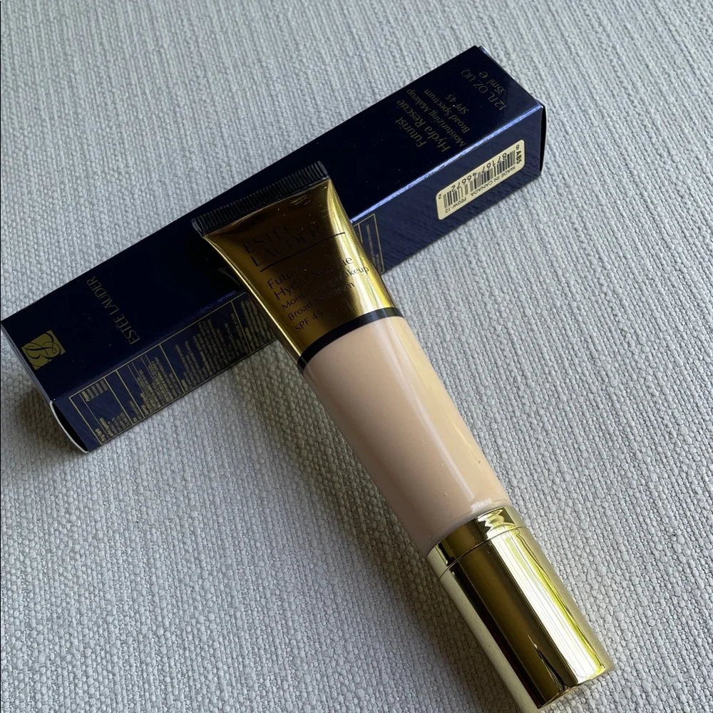 Estée Lauder Futurist Hydra Rescue Moisturizing foundation - 2N1 desert beige